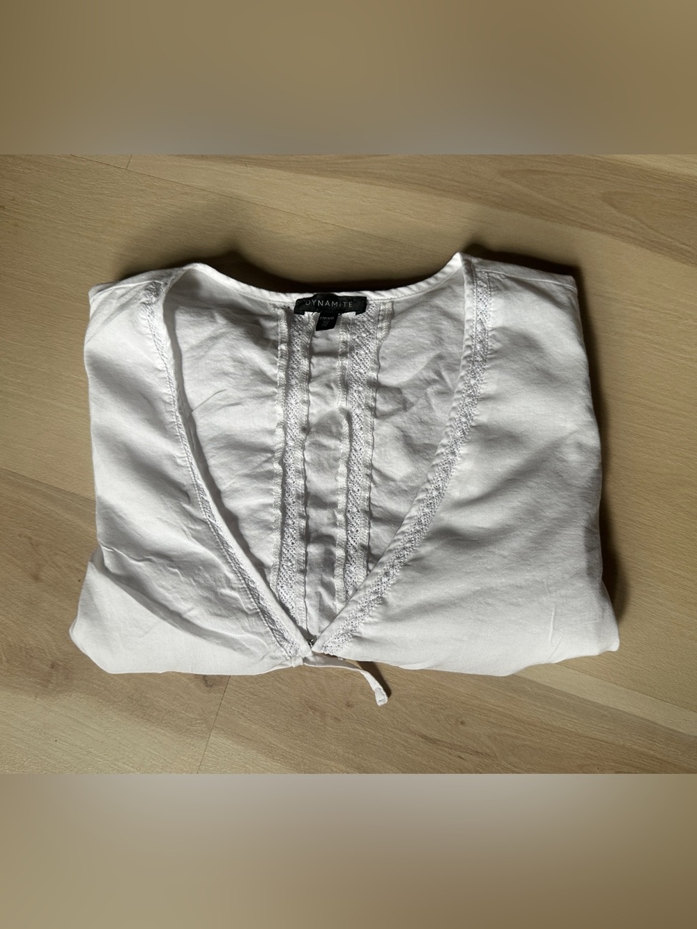 Dynamite White V-Neck Lace-Detail Women’s Tunic